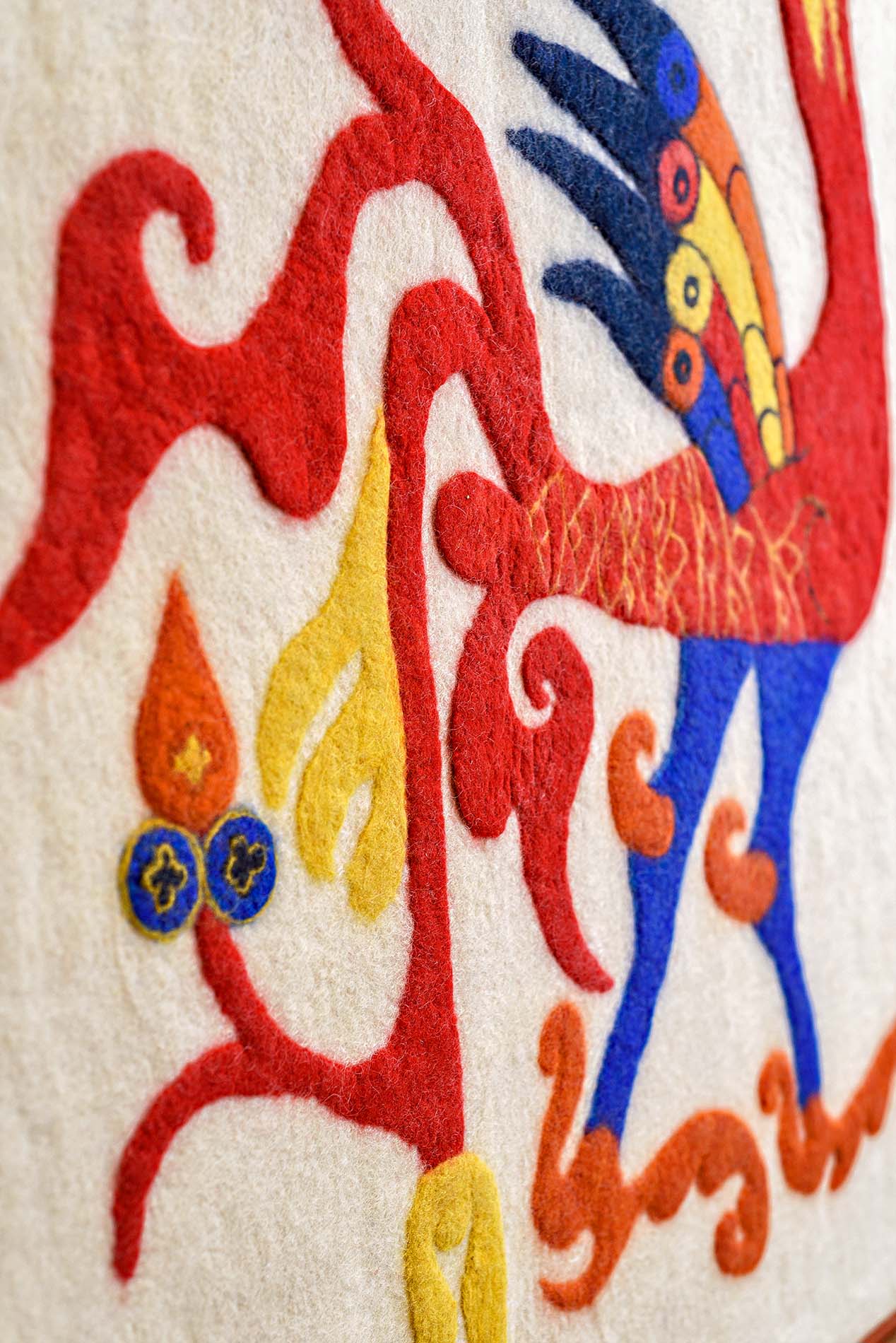 ๐๐ก๐จ๐๐ง๐ข๐ฑ. ๐๐๐ณ๐ฒ๐ซ๐ฒ๐ค ๐๐จ๐ญ๐ข๐ | Fiber, Exotic Wood Frame | 44"ร40" (112cmร102cm) | 2026 - Image 4